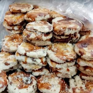 Delicious Khalifa Nan Khatai cookies fresh from Lahore's Mochi Gate, now available for nationwide delivery